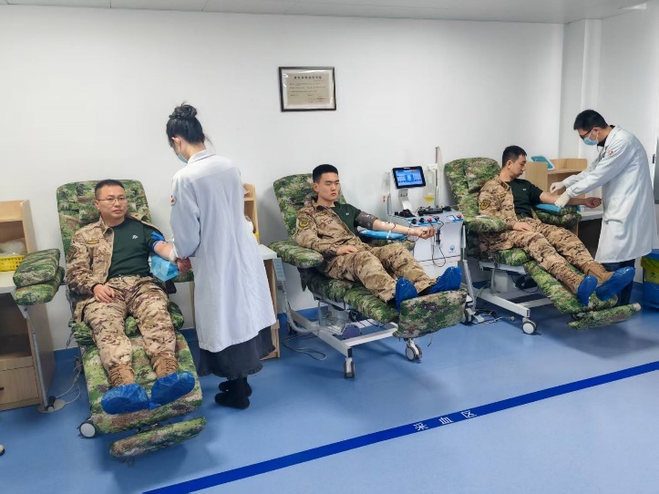 暖心！一场与死神赛跑的生命接力