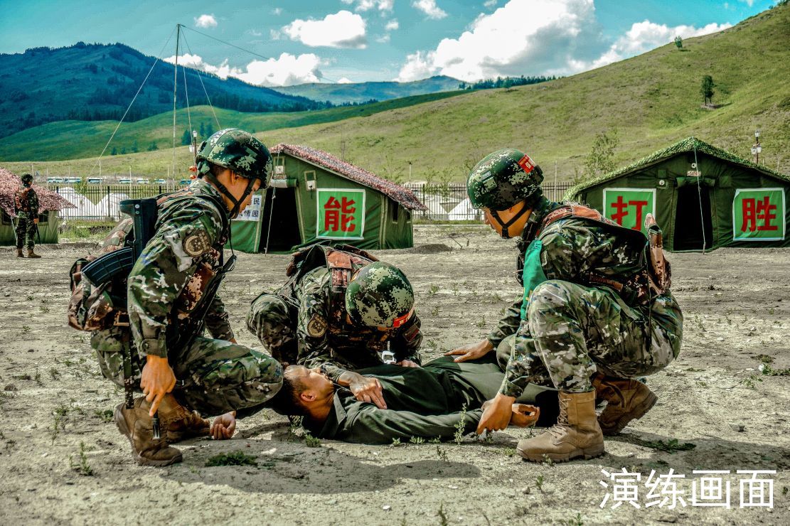 武警阿勒泰支队：实战化综合演练锤炼处突硬功