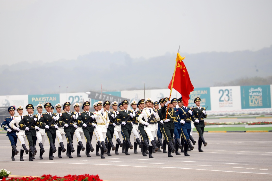 中国人民解放军仪仗司礼大队参加“巴基斯坦日”阅兵式