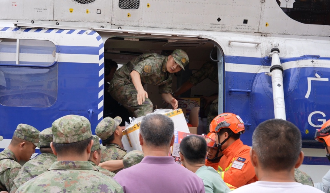 人民子弟兵持续奋战桂粤防汛救灾一线