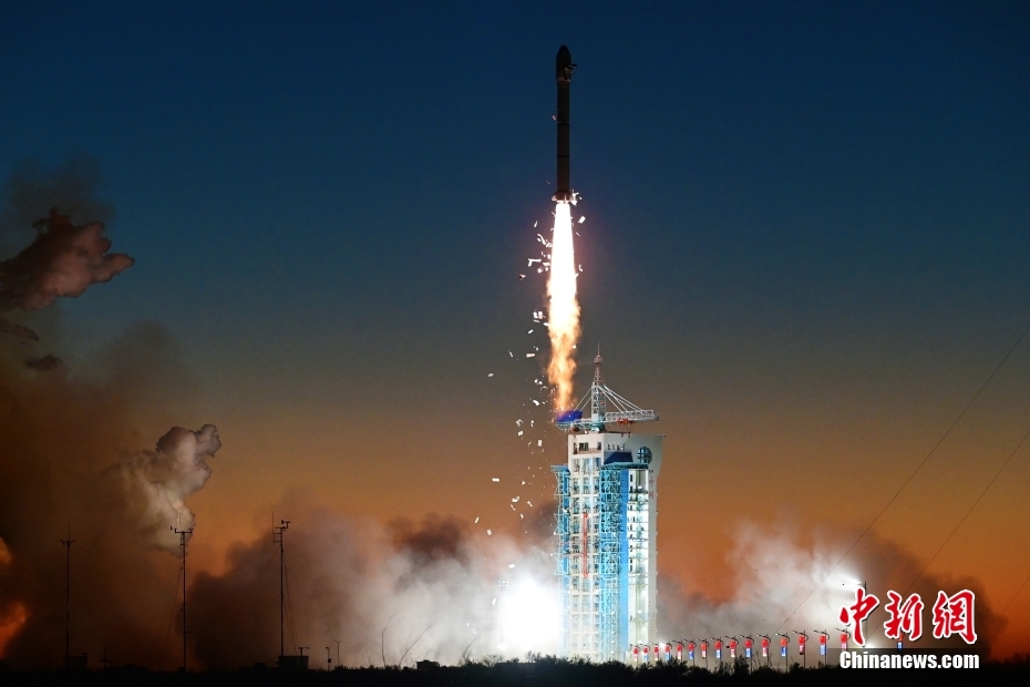 中国成功发射四维高景二号03、04星