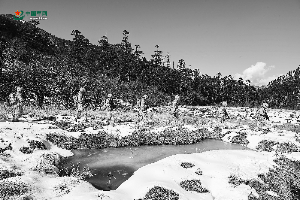墨脱边防:从“路在远方”到“路在脚下”