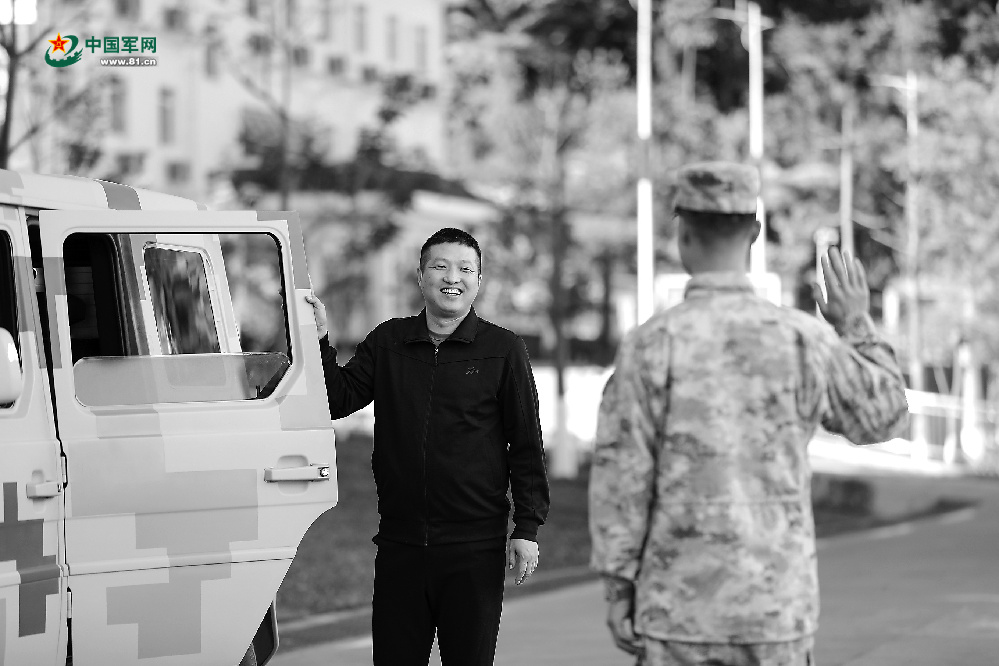 墨脱边防:从“路在远方”到“路在脚下”