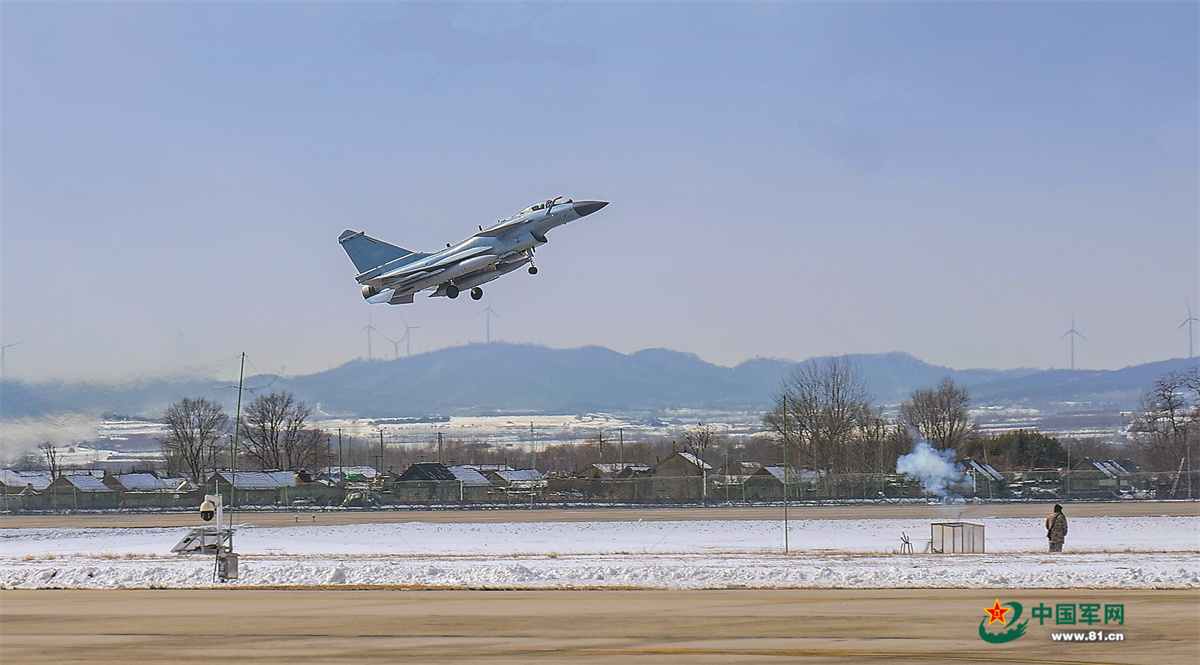 北部战区空军某旅推行集约化组训模式,让架次效益“最大化”
