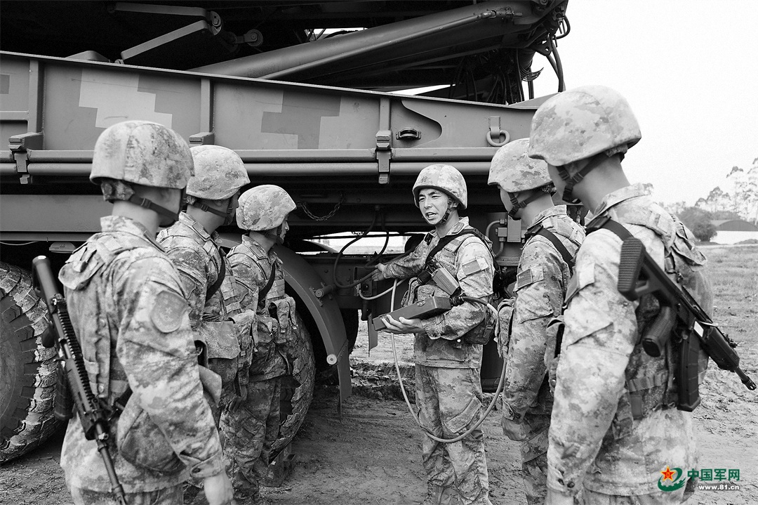 第74集团军某旅党委:压紧压实责任 建强战斗堡垒