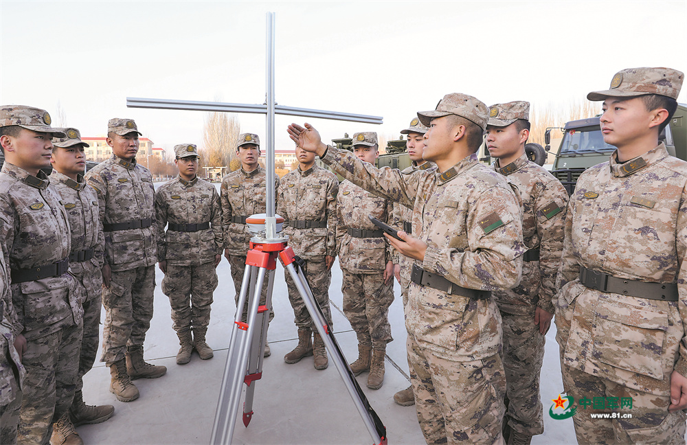 某基地测控中队立足艰苦环境锤炼本领, 打好每一仗