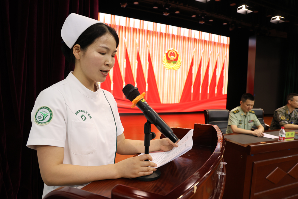 武警湖南总队医院举行“5·12”国际护士节系列庆祝活动 武警湖南总队医院举行“5·12”国际护士节系列庆祝活动