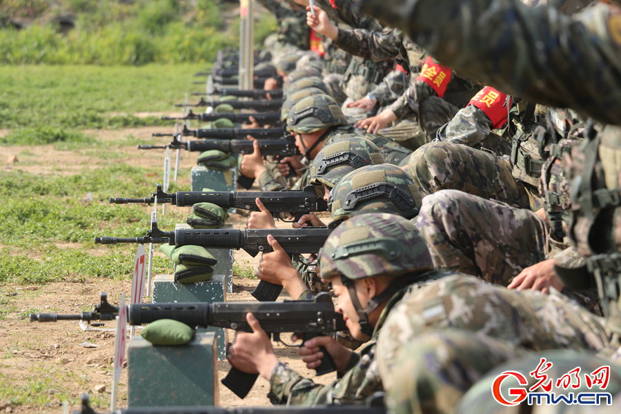 武警北京总队执勤第六支队组织新兵实弹射击训练考核
