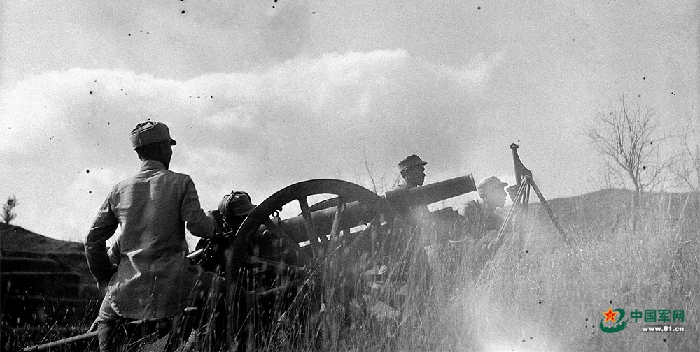 砥柱中流挽狂澜