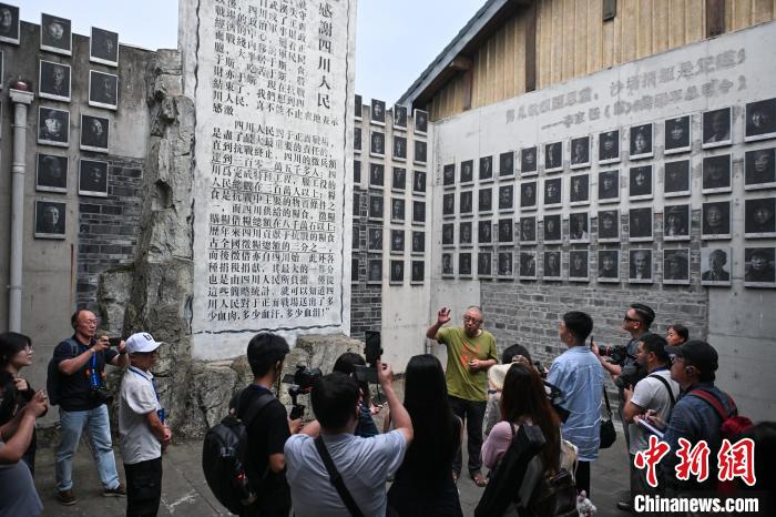 台青走进建川博物馆聚落：抗战是两岸同胞共同的记忆