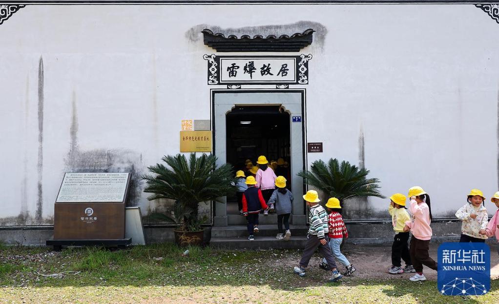 我在现场·光影流年丨抗战摄影师雷烨：以相机纸笔做刀枪