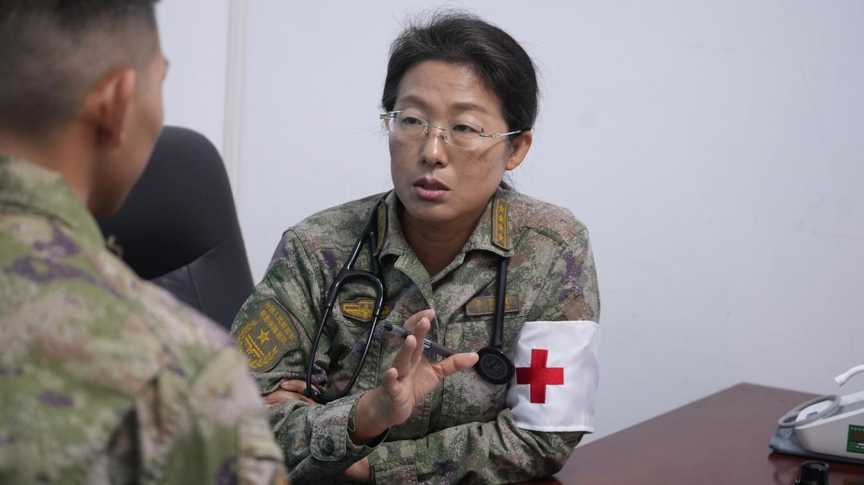 人民军医向战行——记“最美新时代革命军人”李慧灵