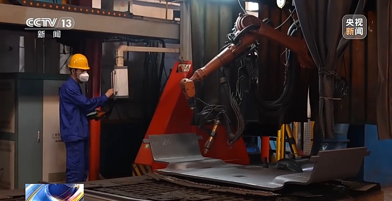 我国现役主战坦克有啥特点?解码“陆战之王”99A式主战坦克