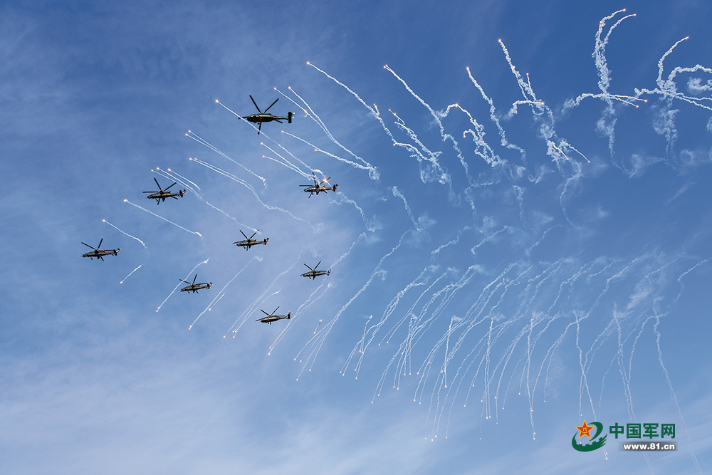 劲舞蓝天!第七届中国天津国际直升机博览会现场直击