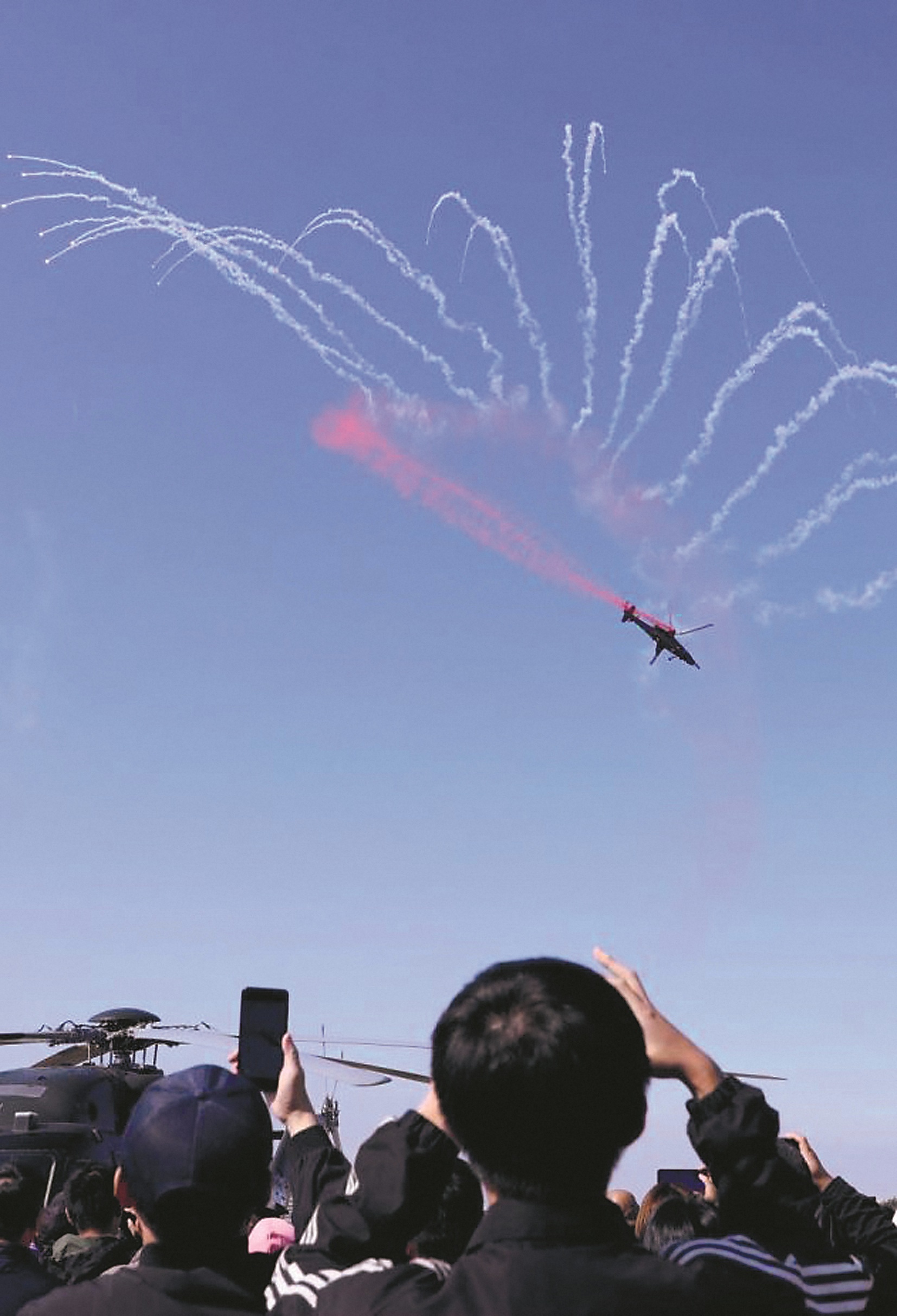 第七届中国天津国际直升机博览会:中国“智造”托举铁翼飞旋