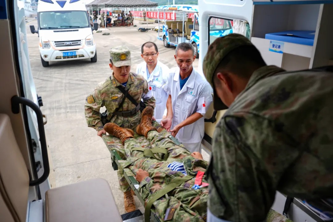 舰艇编队“遭袭”！直击后装综合保障演练现场