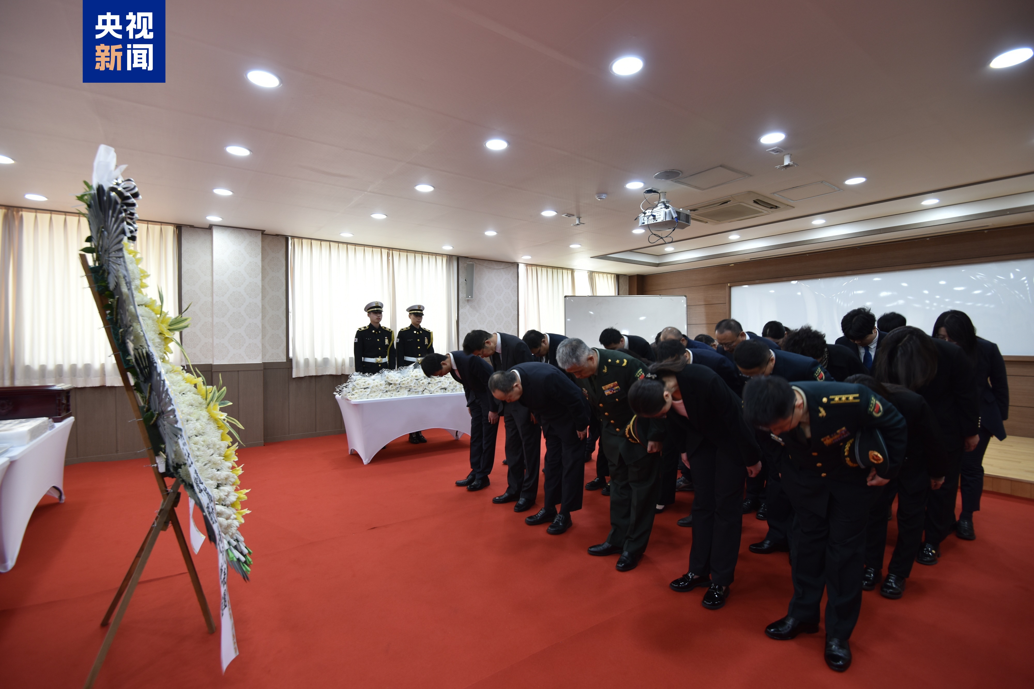 第十三批在韩中国人民志愿军烈士遗骸即将启程回国