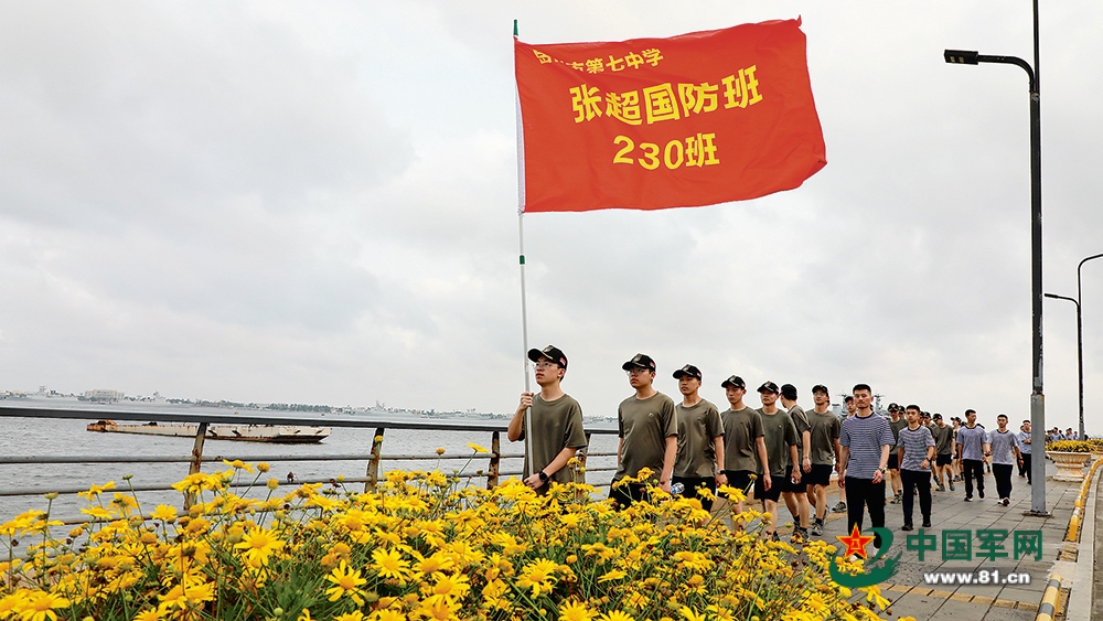 10年来,张超烈士家乡湖南岳阳各界以多种形式纪念缅怀英雄