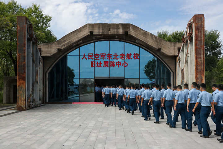 三年风云起东北,八秩摇篮向云端