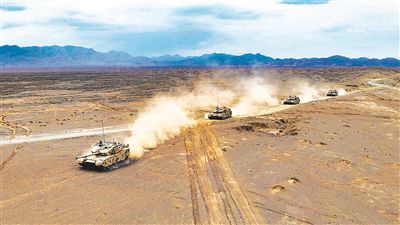高原砺兵的“问题导向” 题图:该旅组织实战化训练。胡富淋摄