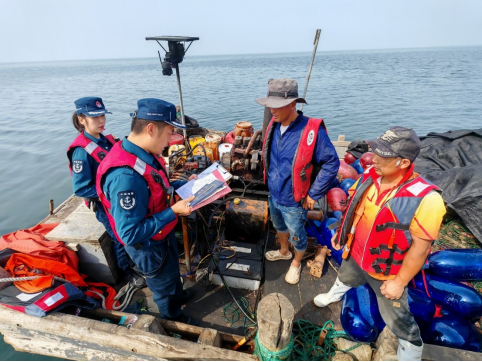 山东烟台海警局:执法护民生 服务暖民心 山东烟台海警局:执法护民生 服务暖民心