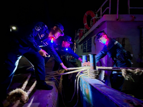 山东烟台海警局:执法护民生 服务暖民心 山东烟台海警局:执法护民生 服务暖民心