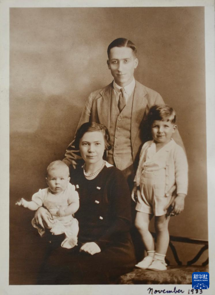 寻找照片中的TA·抗战胜利80周年丨龙华集中营幸存者白丽诗：在伤痕之上播种和平