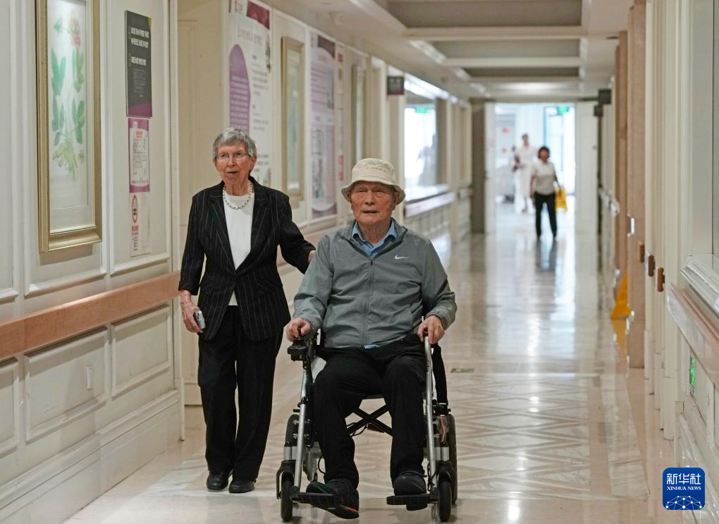 寻找照片中的TA·抗战胜利80周年丨龙华集中营幸存者白丽诗：在伤痕之上播种和平