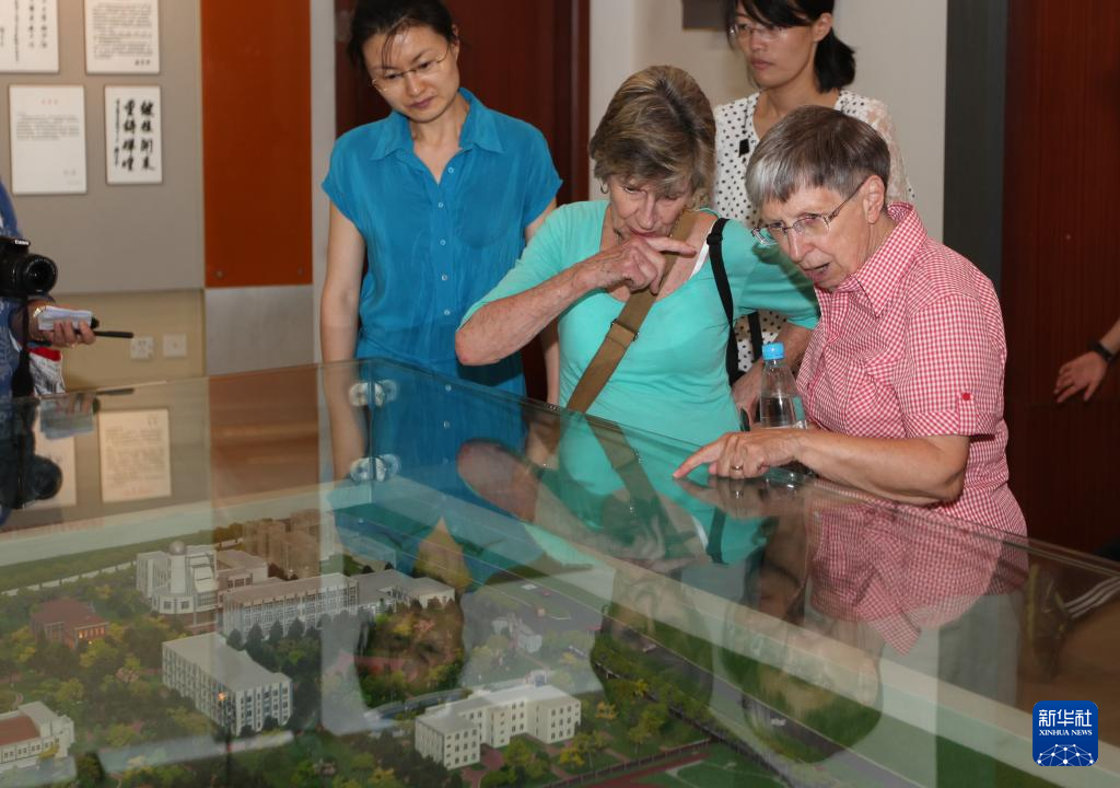 寻找照片中的TA·抗战胜利80周年丨龙华集中营幸存者白丽诗：在伤痕之上播种和平