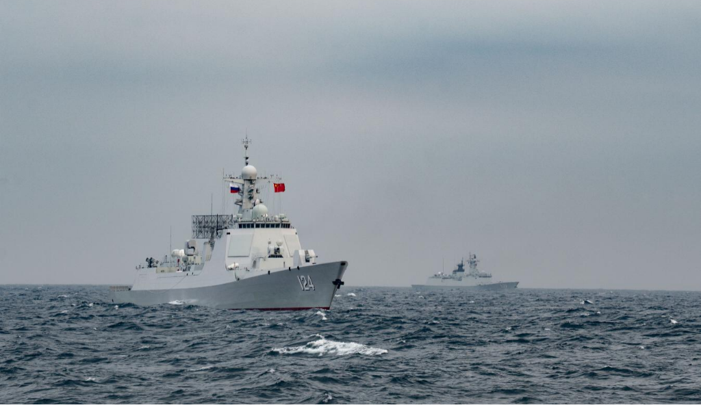 战舰云集 列阵海天——大图直击中俄“海上联合-2026”联合演习海上演练阶段精彩瞬间